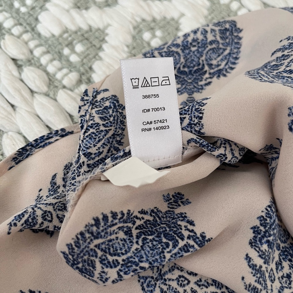 LOFT | Blue Patterned Blouse (S) - Picture 6 of 7